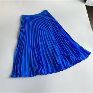 Pleated MIDI Skirt